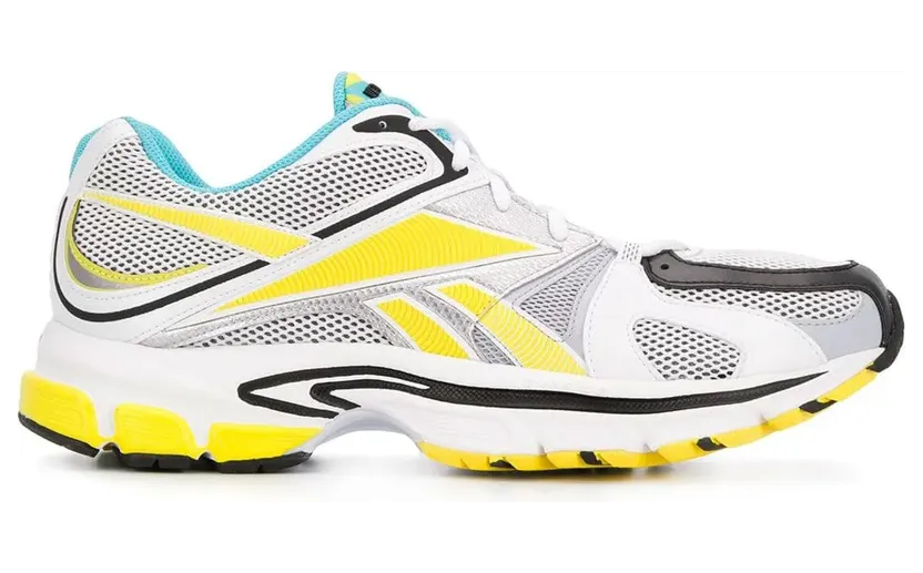 VETEMENTS x Reebok Sneakers – Weiß (USS19RE2)