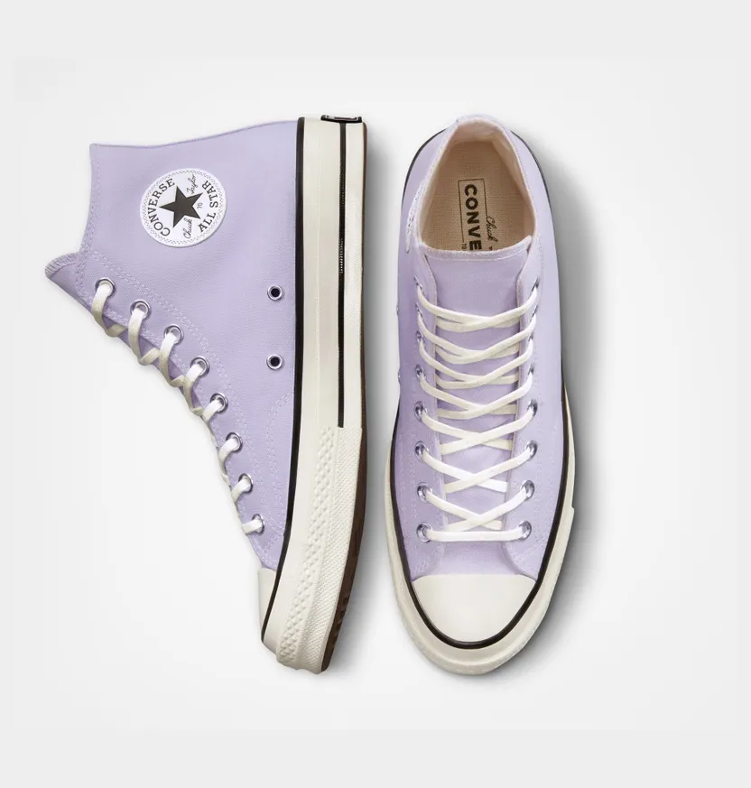 converse-chuck-taylor-all-star A02754C