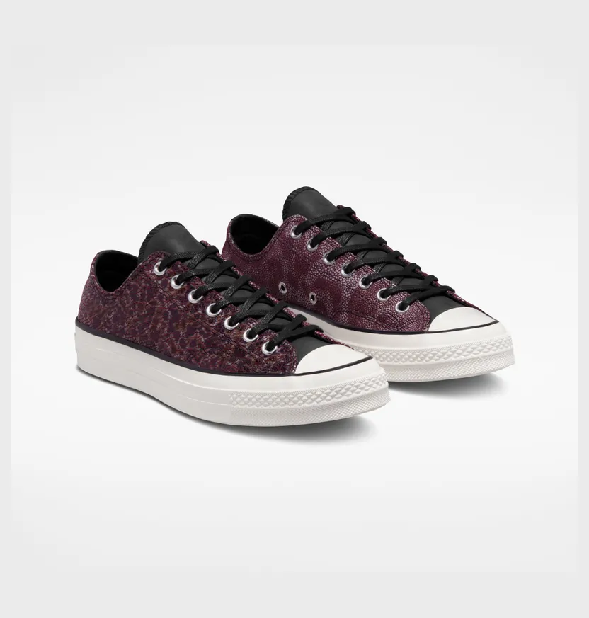 converse-chuck-taylor-all-star A01085C