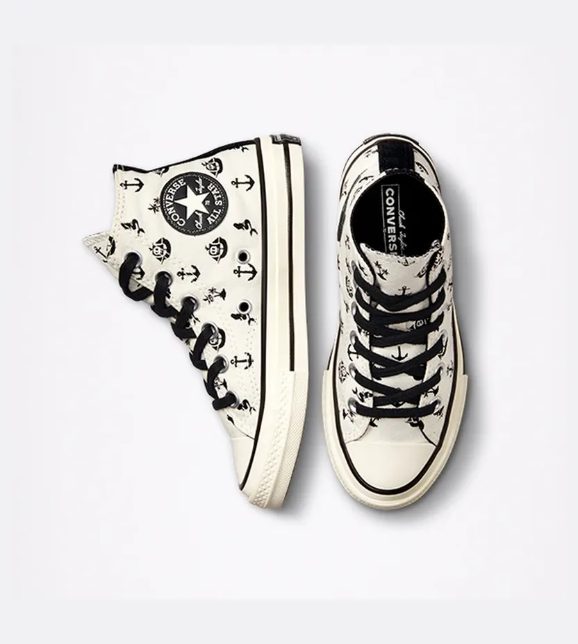converse-chuck-taylor-all-star 372743C