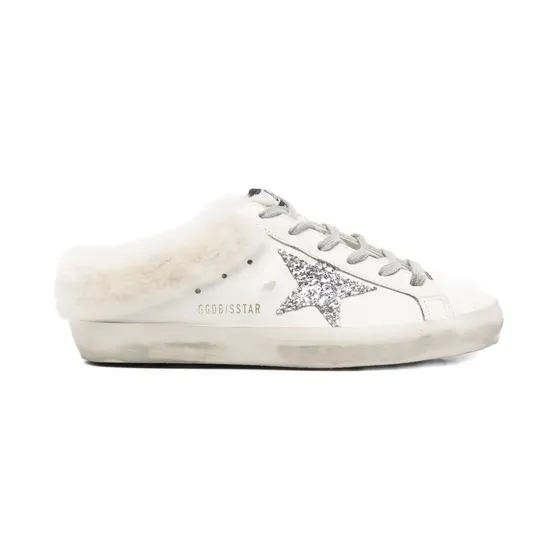 Golden Goose Super-Star Sabot mit Shearlingfutter und Stern “White” (GWF00110F007126)