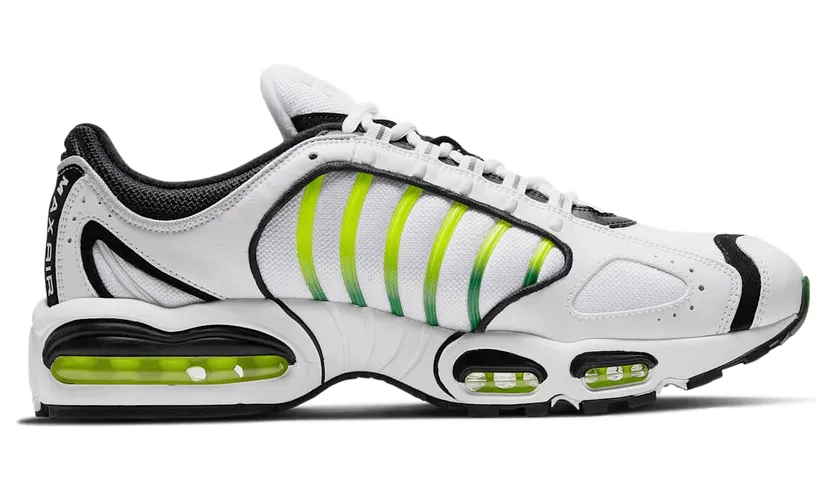 nike-air-max AQ2567-100