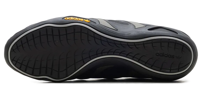adidas-racer HQ2570