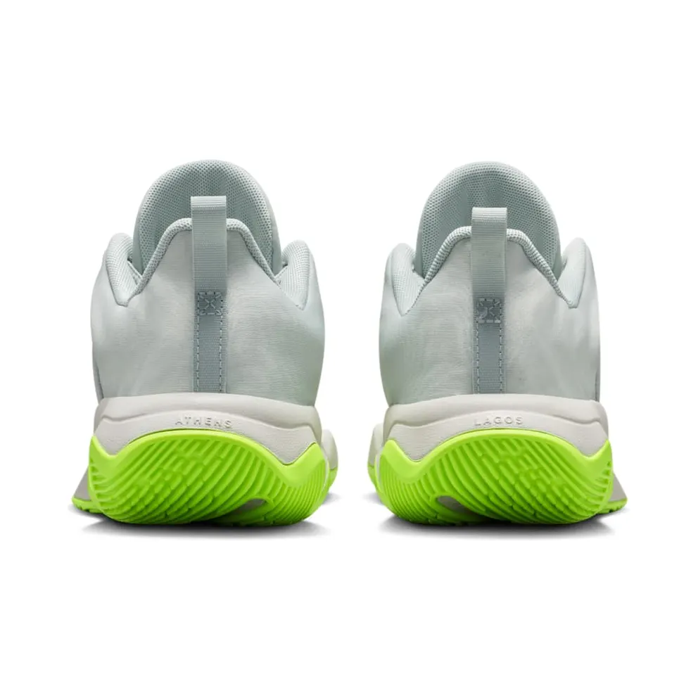 Nike Giannis Immortality 4 Light Silver Volt Black (IH7664-002)