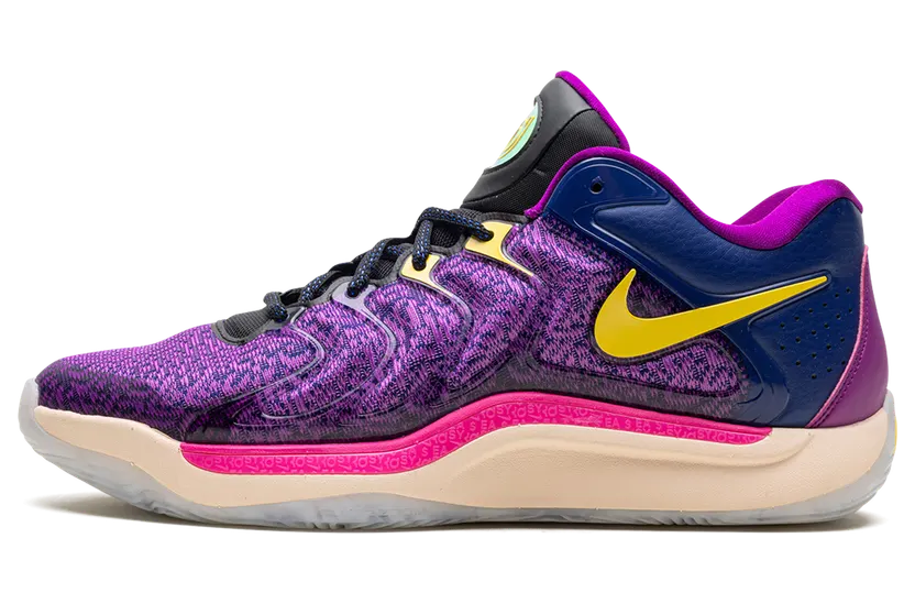 Nike KD 17 “Travel Ball” (FJ9487-400)
