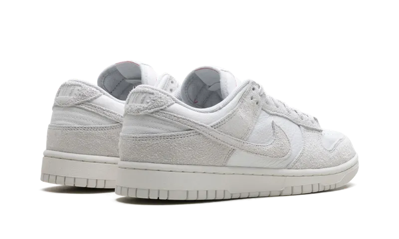 Nike Dunk Low “Photon Dust” (HJ5777-100)