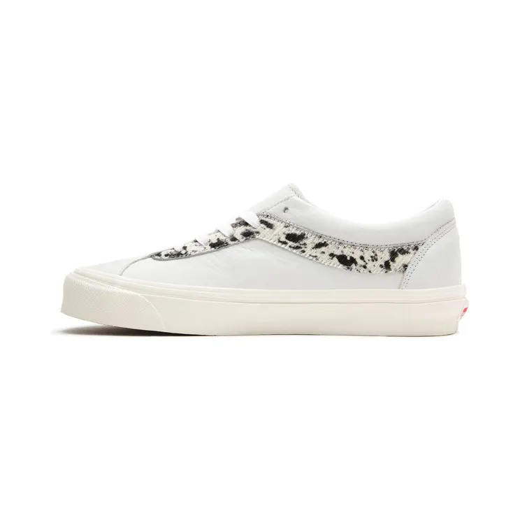 vans-bold VN0A3WLP42N