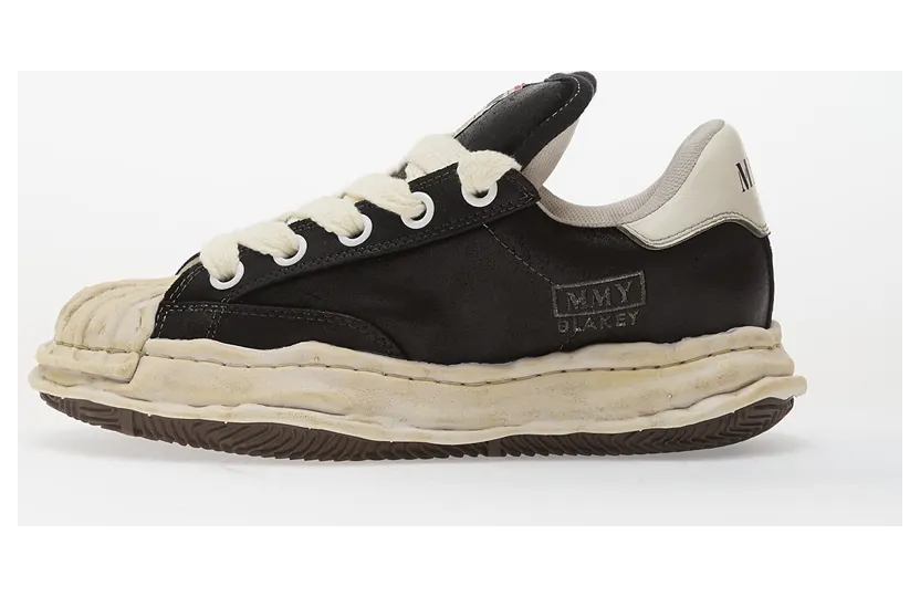 Maison MIHARA YASUHIRO (MMY) Blakey Paf Brushed Black