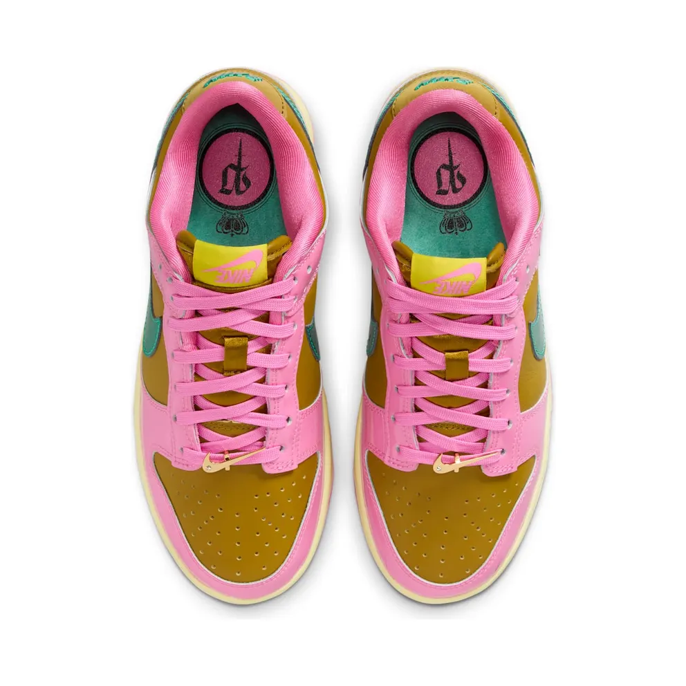 Nike DUNK LOW “Parris Goebel” (FN2721-600)