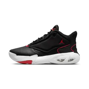 Jordan Max Aura 4 “Black / White / University Red” (DN3687-006)