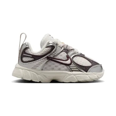 Nike V5 RNR “Phantom / Moon Particle / Burgundy Ash” (IR2949-005)