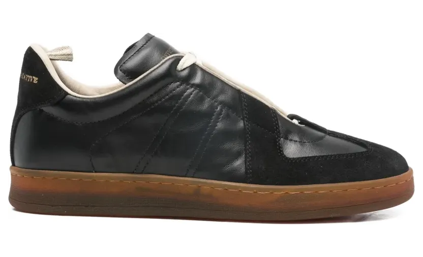 Officine Creative mit Wildledereinsätzen “Black” (OCDMILI102LC176)