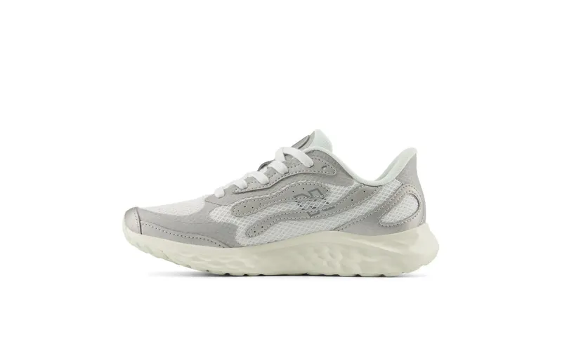 New Balance Fresh Foam Arishi v4 Silver Metallic Reflection White (WARISTS4)