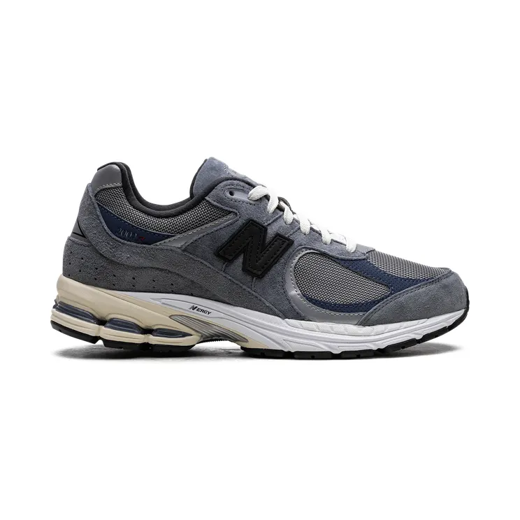 new-balance-2002r M2002RU2