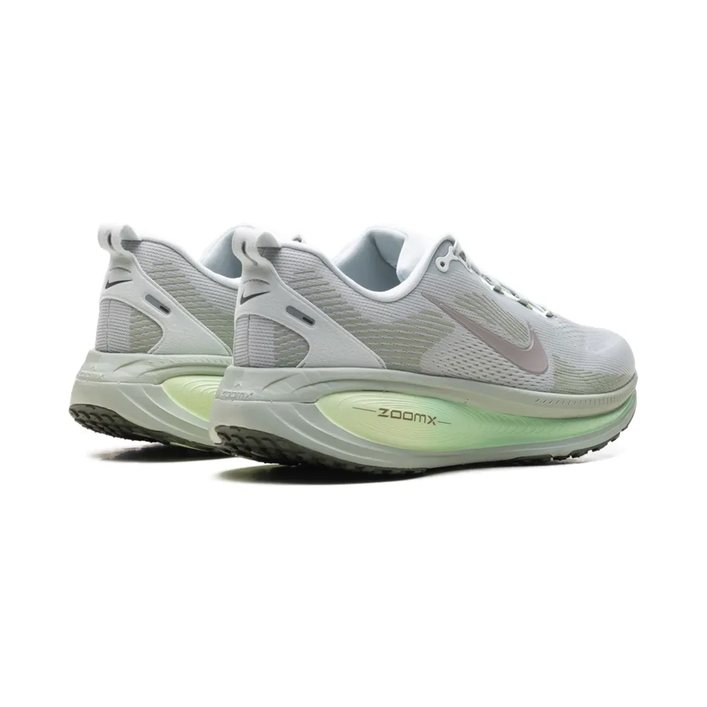 Nike Vomero 18 “Light Silver Barely Volt Dusty Olive College Grey” (HM6803-002)