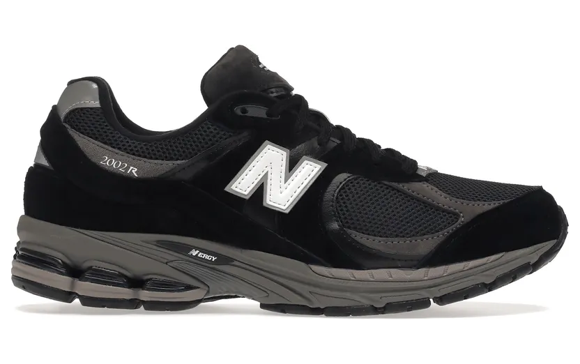 new-balance-2002r M2002RR1