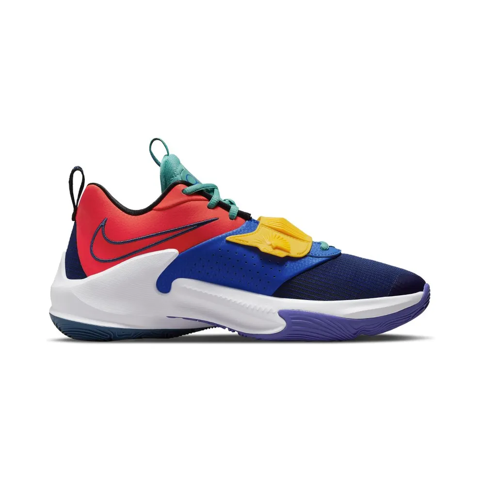 Zoom Freak 3 Basketball Red (DA0694-601)