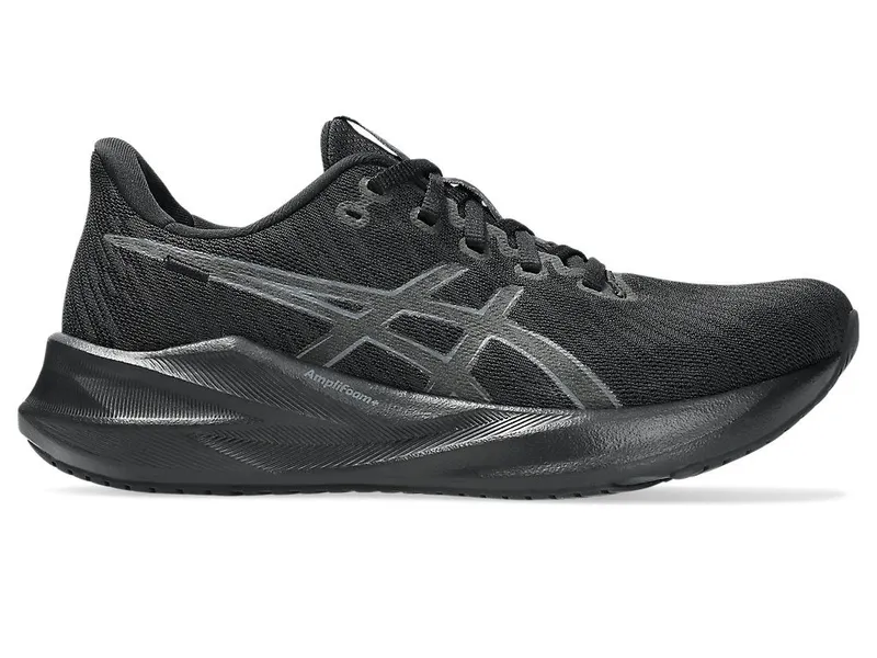 ASICS VERSABLAST 4 “Black / Carrier Grey” (1012B775-001)