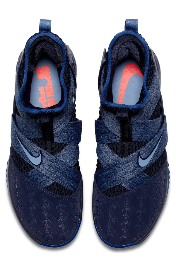 nike-lebron AO2609-401