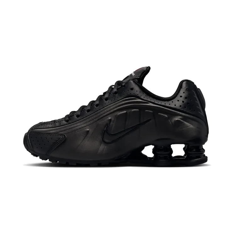 Nike Shox R4 Blackout “Black / Bright Crimson” (CW2626-003)