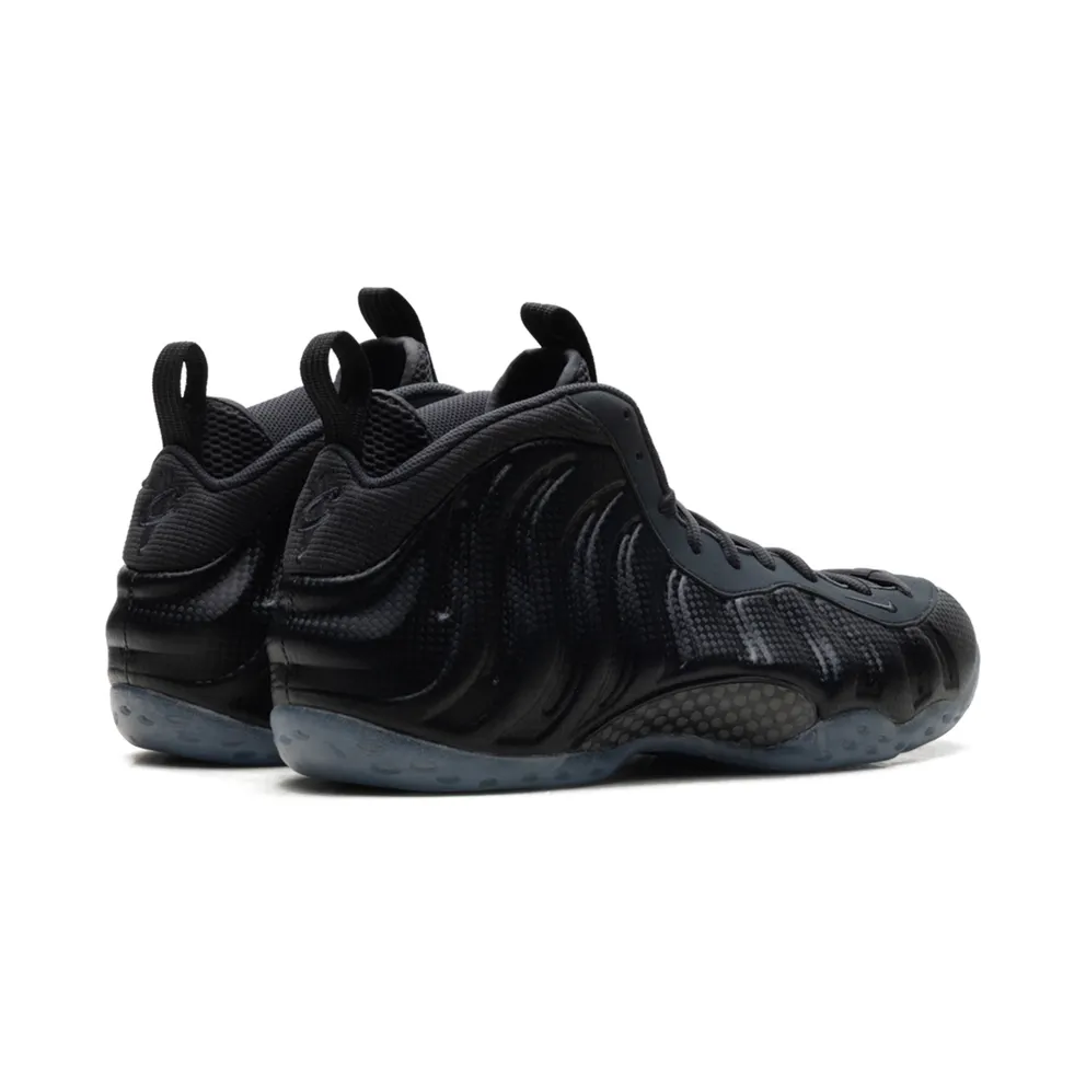Nike Air Foamposite One “Carbon Fiber” (HF2902-002)