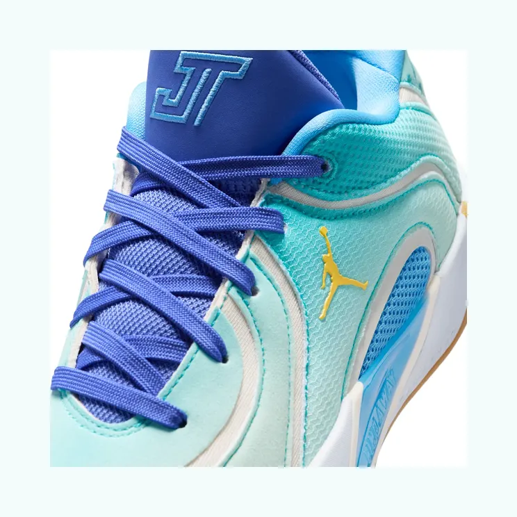 jordan-nike IU2365-300