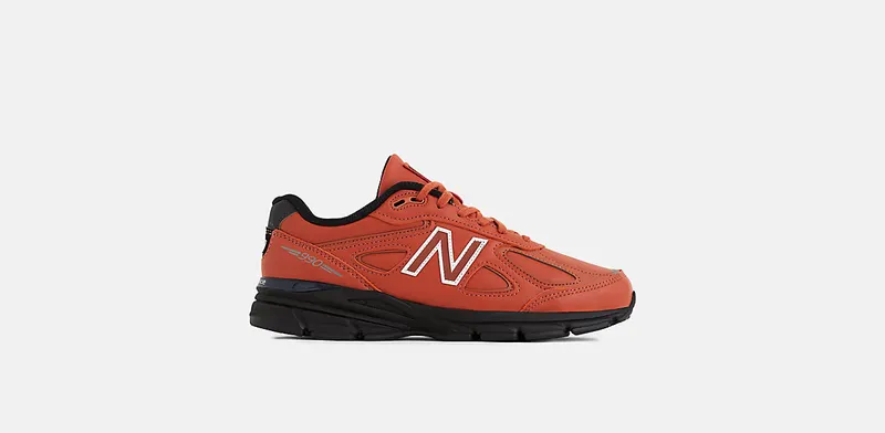 New Balance 990V4 MADE IN USA “TEDDY SANTIS – MAHOGANY BLACK” (U990RB4)