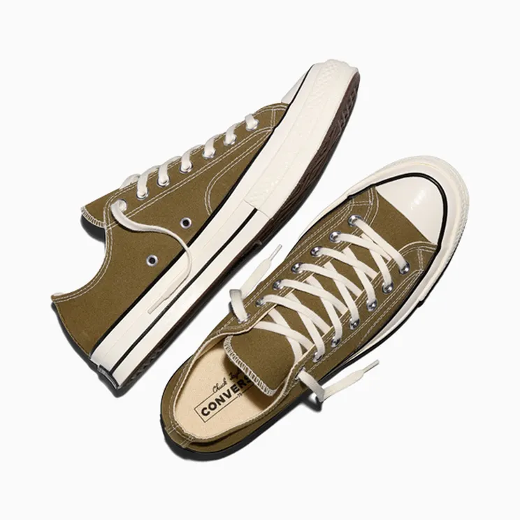 converse-chuck-taylor-all-star A18162C