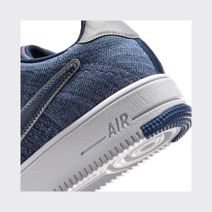 nike-air-force FV4079-491
