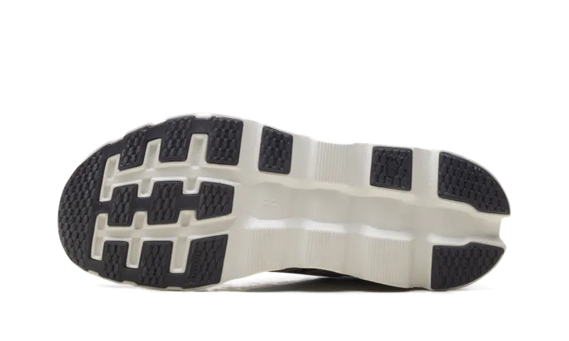 On Running Cloudstratus 3 “Pearl Ivory” (3WD30122143)