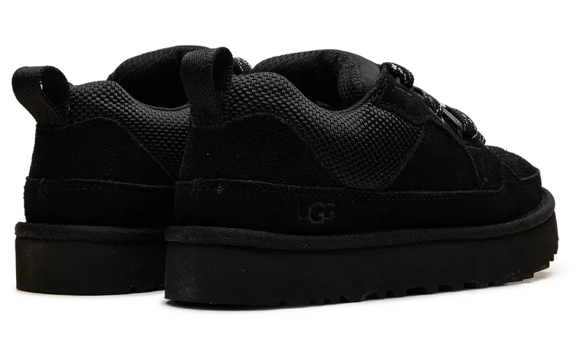 UGG Lowmel Lo “Black”: het zwarte beest dat niemand zag aankomen (2)