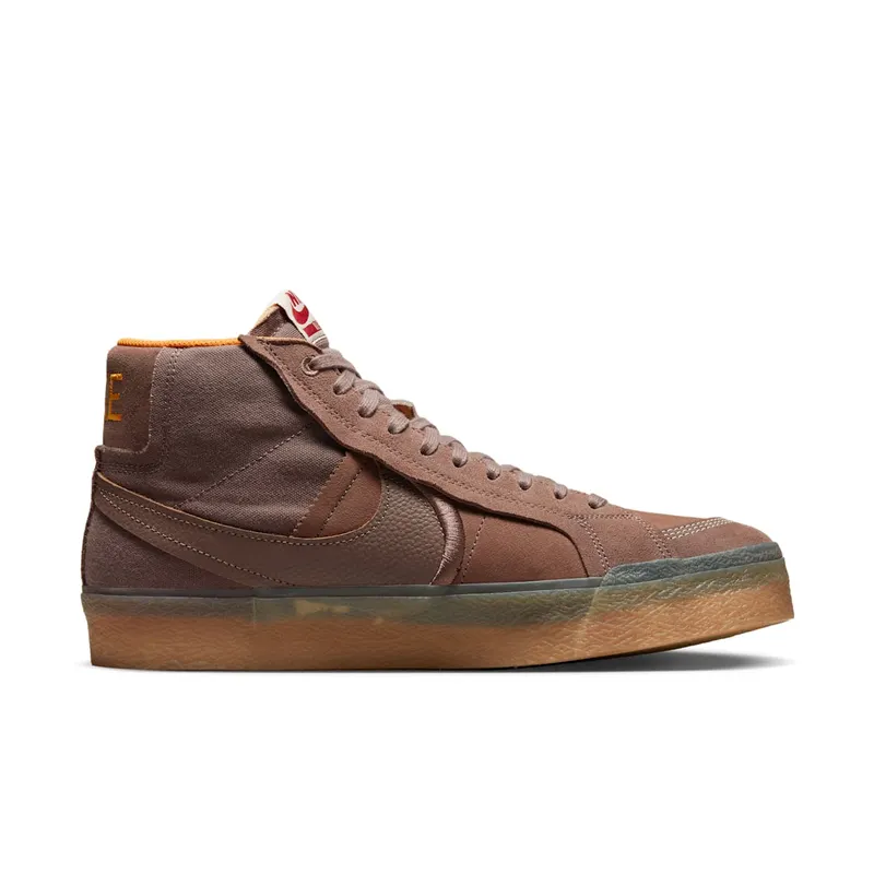 Nike SB Zoom Blazer Mid PRM Plus Plum Eclipse Gum (DV5468-200)