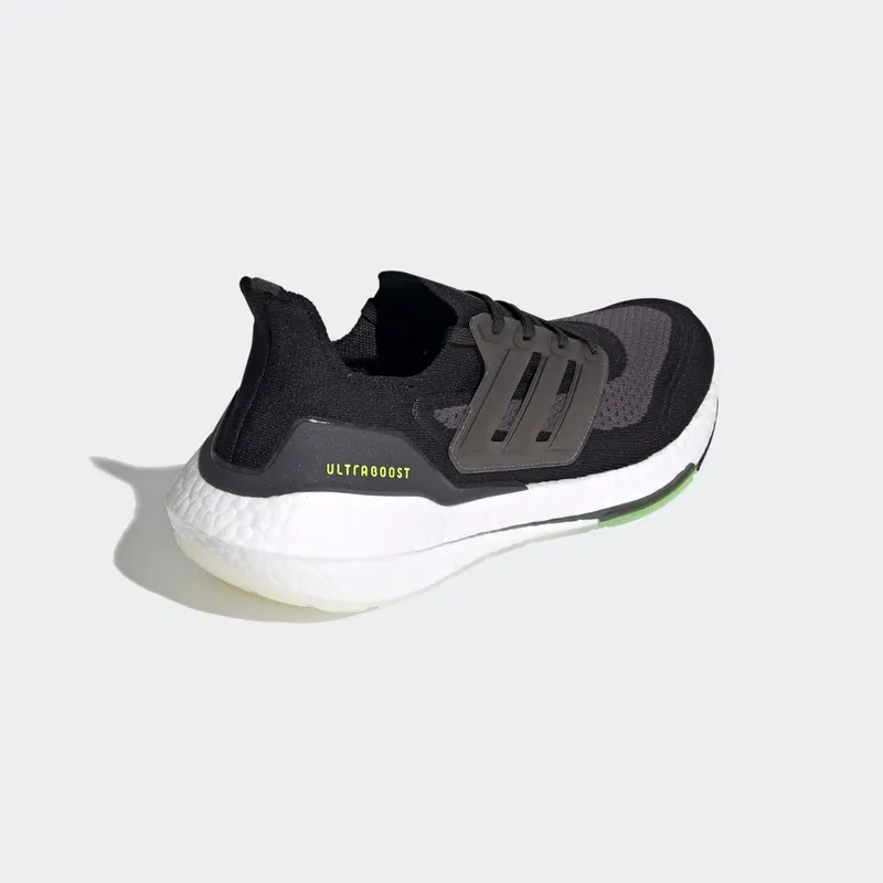 Adidas UltraBoost 21 ‘Black Silver Metallic’ Core Black/Silver Metallic/Solar Yellow (FY0374)