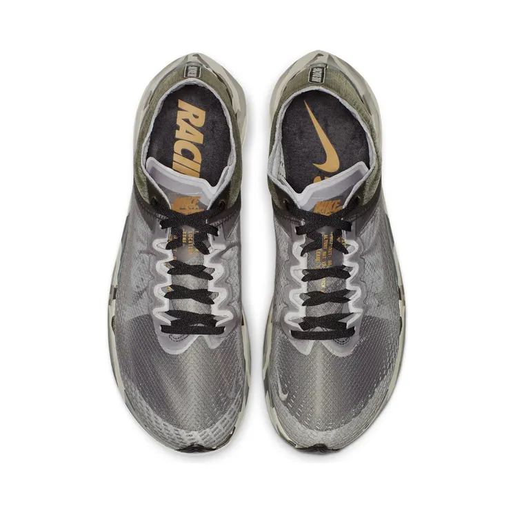 nike-zoom AT5242-300