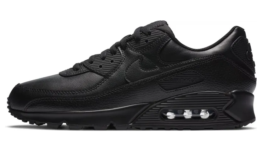 Nike Air Max 90 Leather “Triple Black”: Tragestunden, keine Likes