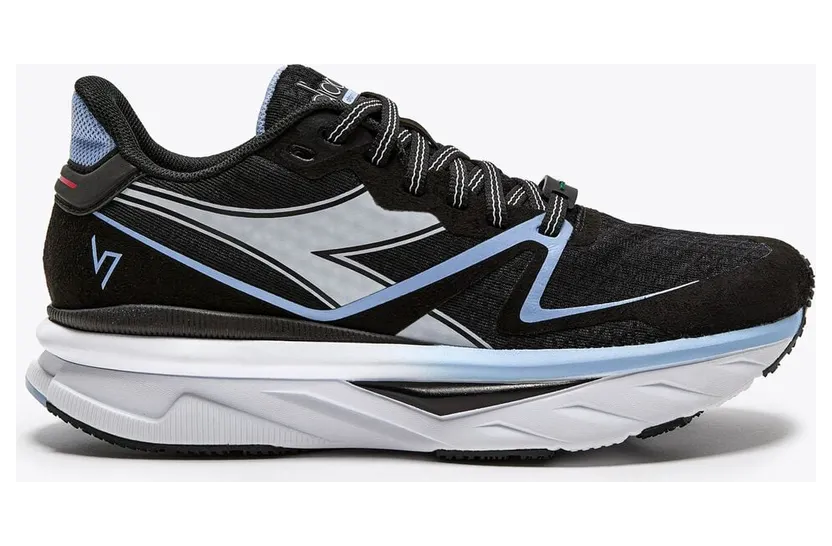 Diadora Atomo V7000 Black White (101.179068 C7406)
