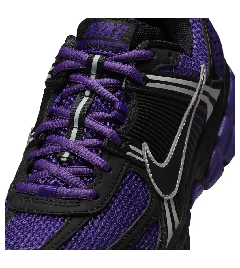nike-vomero FJ2028-004