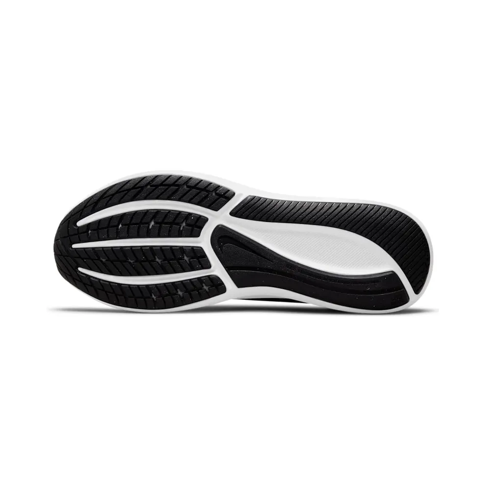 Nike Star Runner 3 Older Kids’ Road Running Grey 50% Sustainable Materials (DA2776-005)