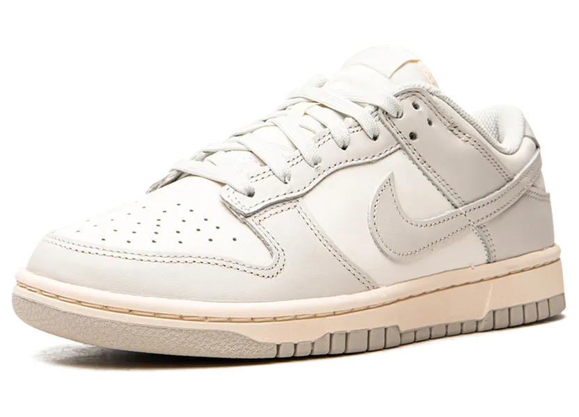 Nike Dunk Low “Light Bone”: koopadvies voor de neutrale allrounder (3)