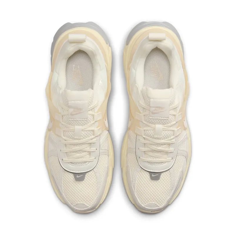 Nike V2K Run Pale Ivory (HQ1512-110)