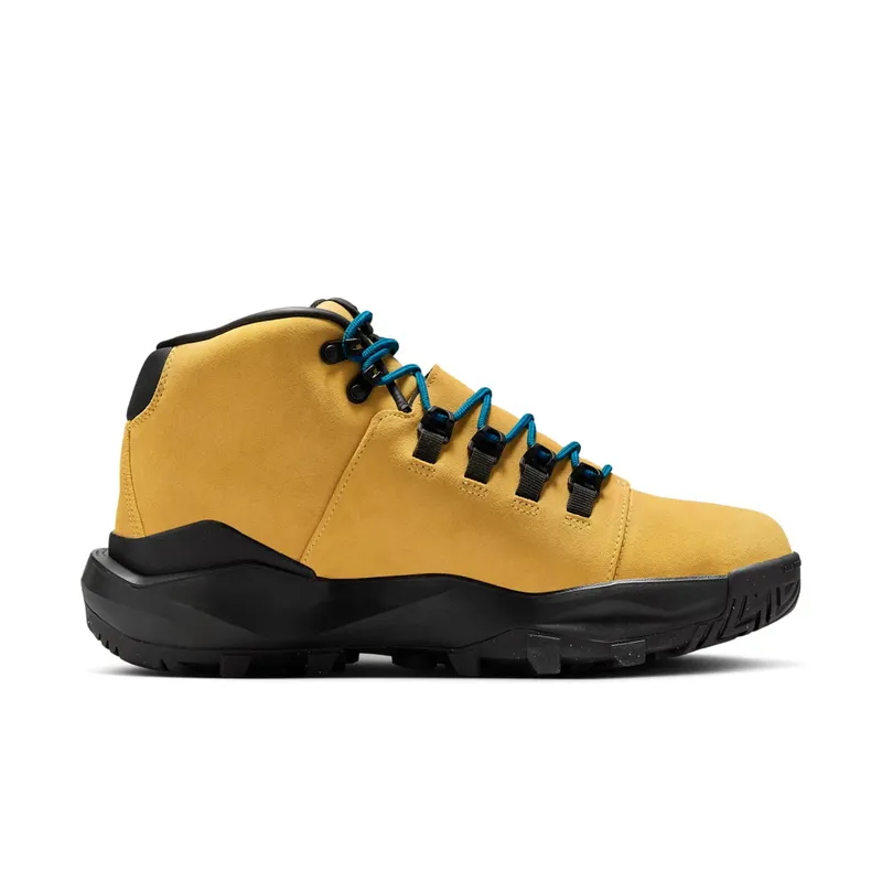 Nike Cygnal (solar flare / black / green abyss) – FV4332-700