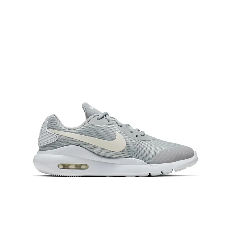 Nike Air Max Oketo Older Kids’ Grey (AR7419-006)