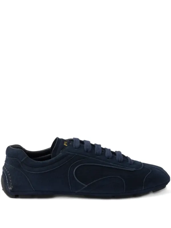 Prada Montecarlo Re-Edition 2005 Sneakers aus Wildleder – Schwarz (4E1165FG000008)