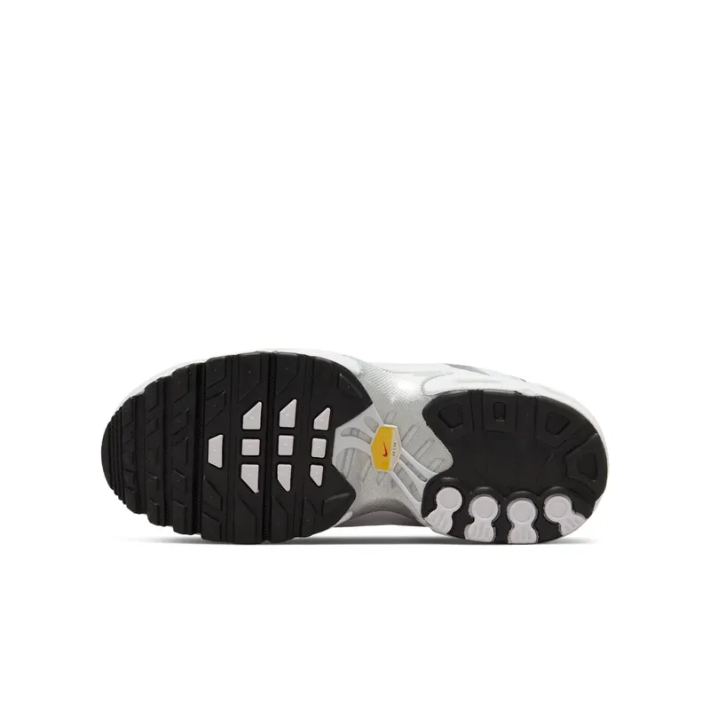 Nike Air Max Plus Younger Kids’ White (DV7151-100)