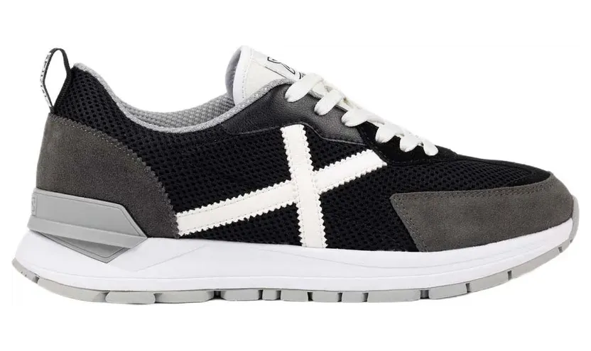 Munich – Versatile 33 – Heren – Schoenen – Zwart (883203344)