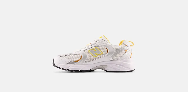 New Balance 530 “White Vibrant Apricot Silver Metallic” (MR530PUT)
