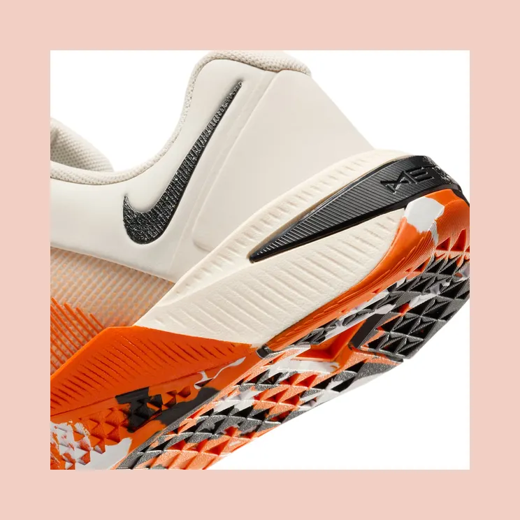 nike-metcon HQ2620-002