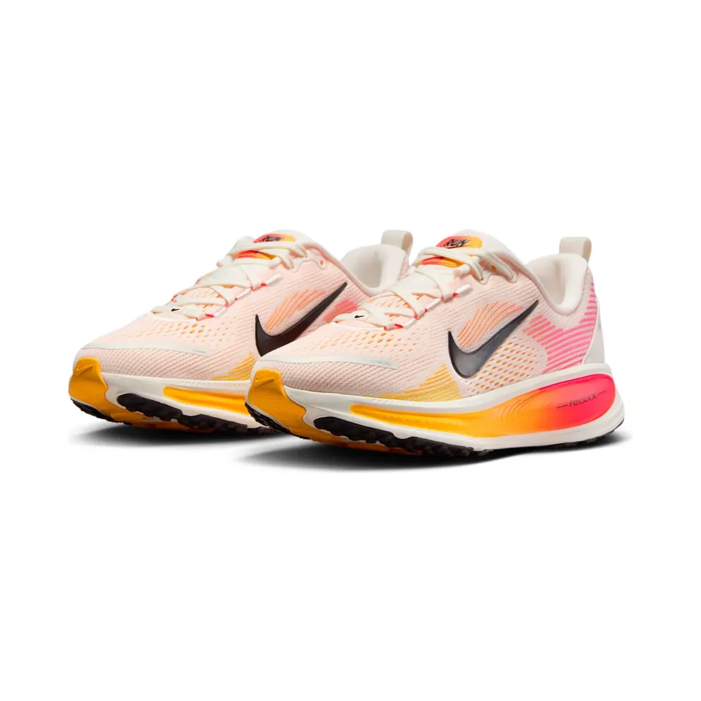 Nike Vomero 18 Sail Bright Crimson Laser Orange (HQ2157-102)