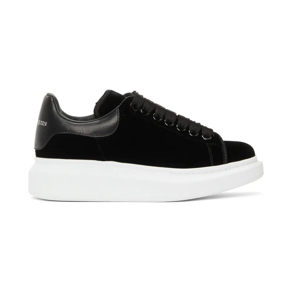 Alexander McQueen Black and White Velvet Oversized Sneakers (*553775W4FKT)