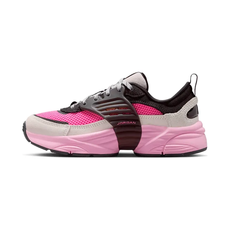 Jordan Trunner O/S Wolf Grey Pink Blast (II6531-002)